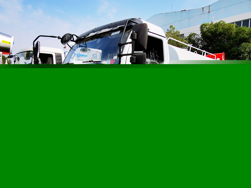 東風大多利卡霧炮灑水車國六9立方/30-40米霧炮