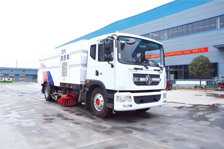 國(guó)六東風(fēng)D9洗掃車(chē)